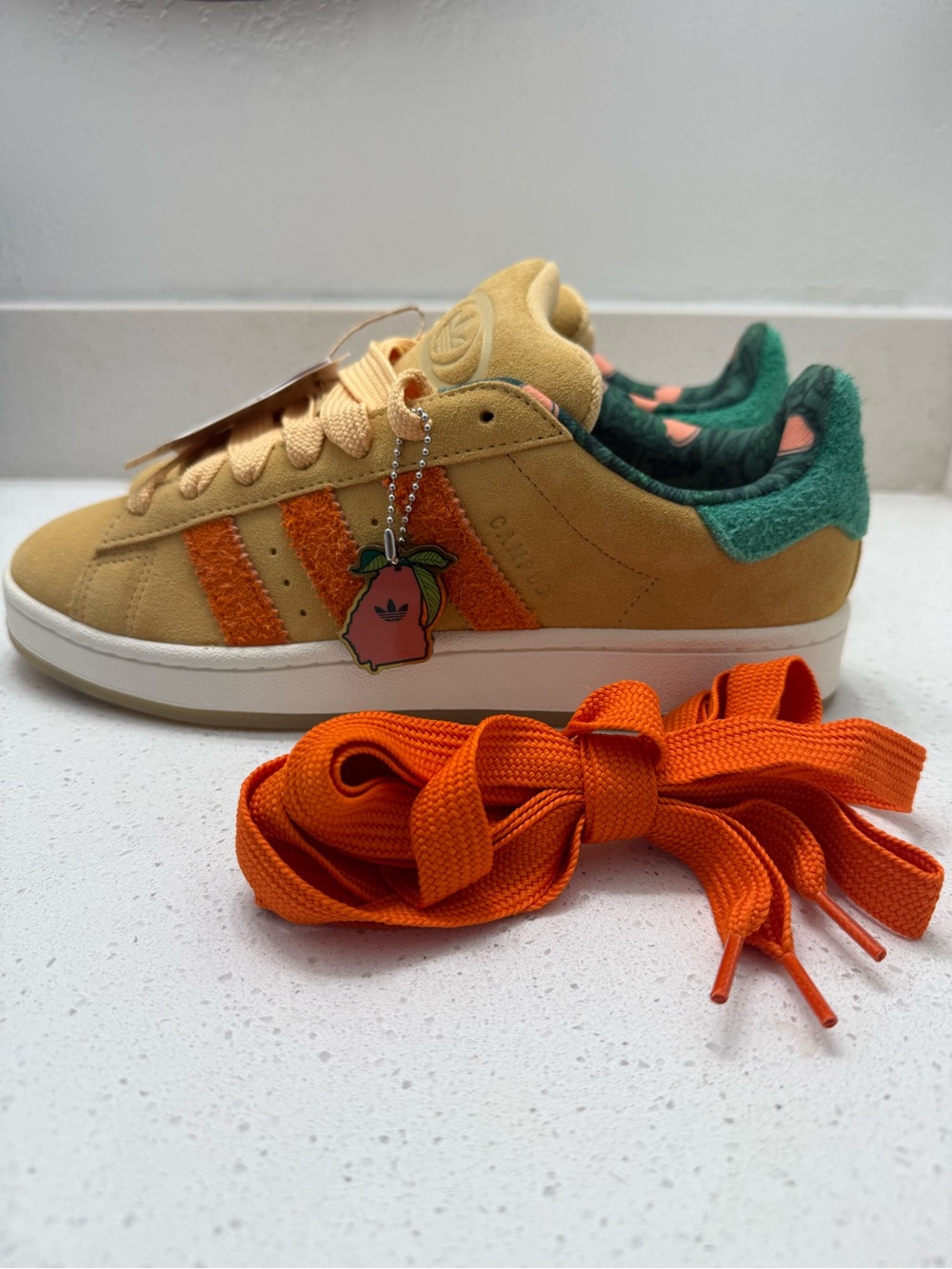 adidas Campus 00s Georgia Peach Mens 9 KJ3809 NWT + Extra Laces